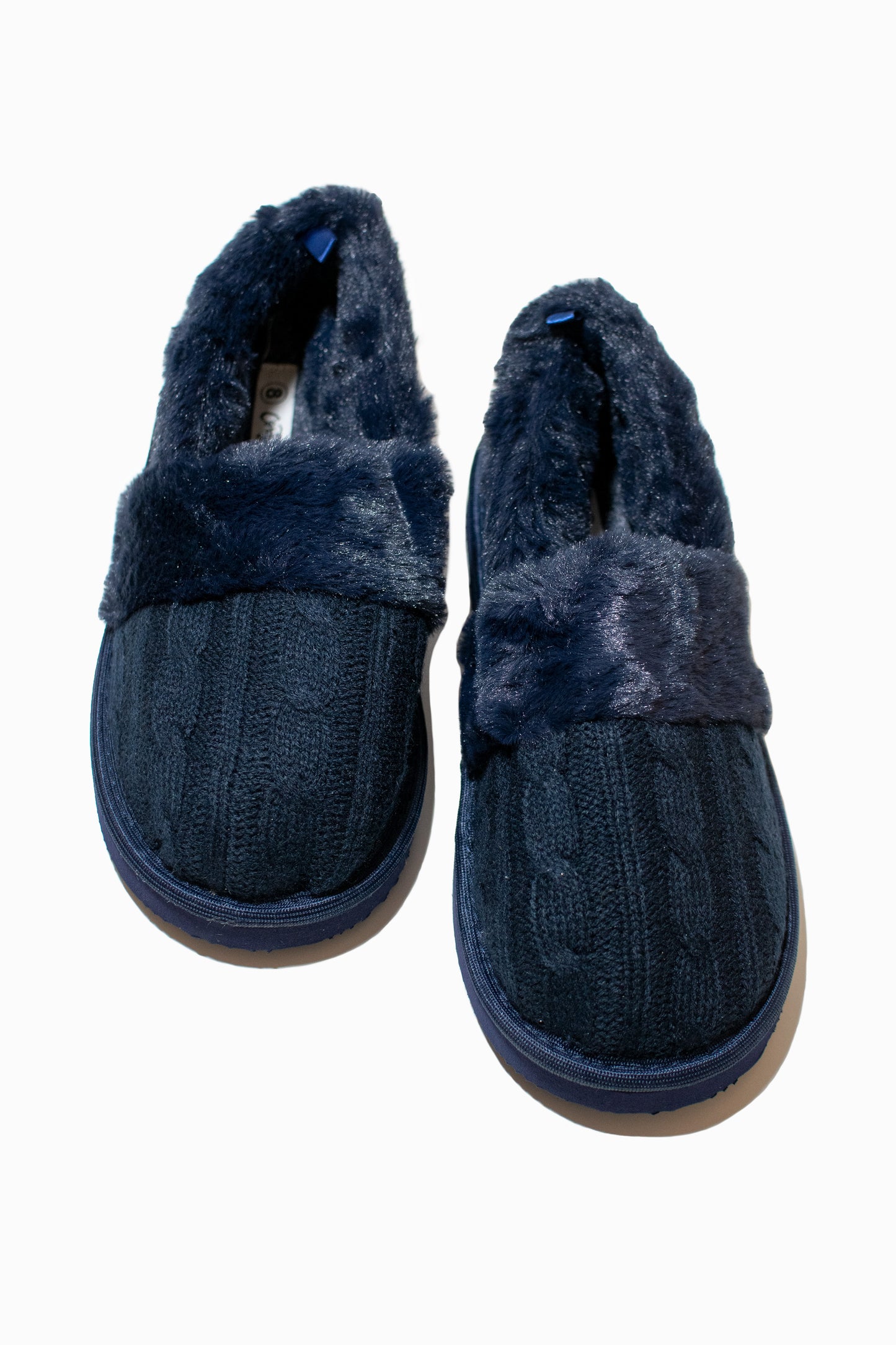 RENA - CABLE KNIT SLIPPER