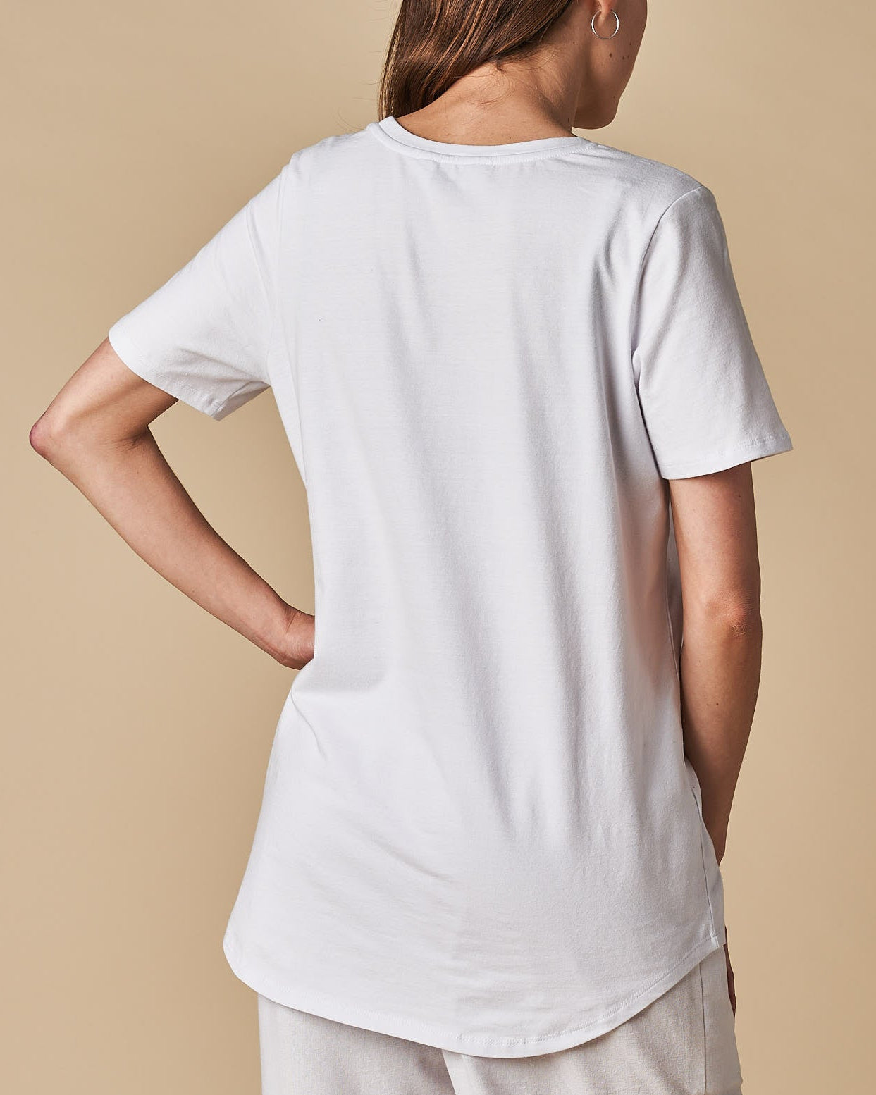CREWNECK TEE