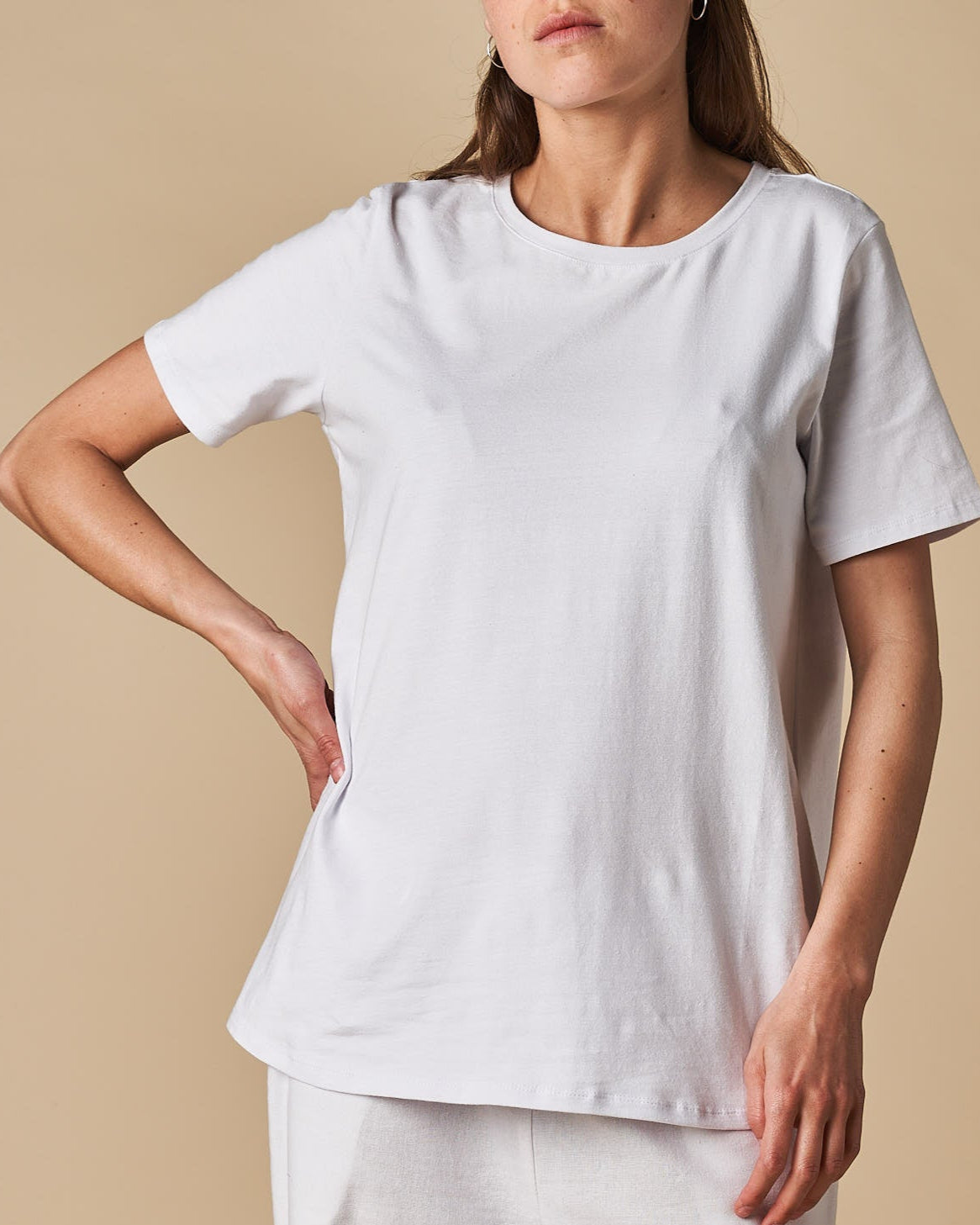 CREWNECK TEE