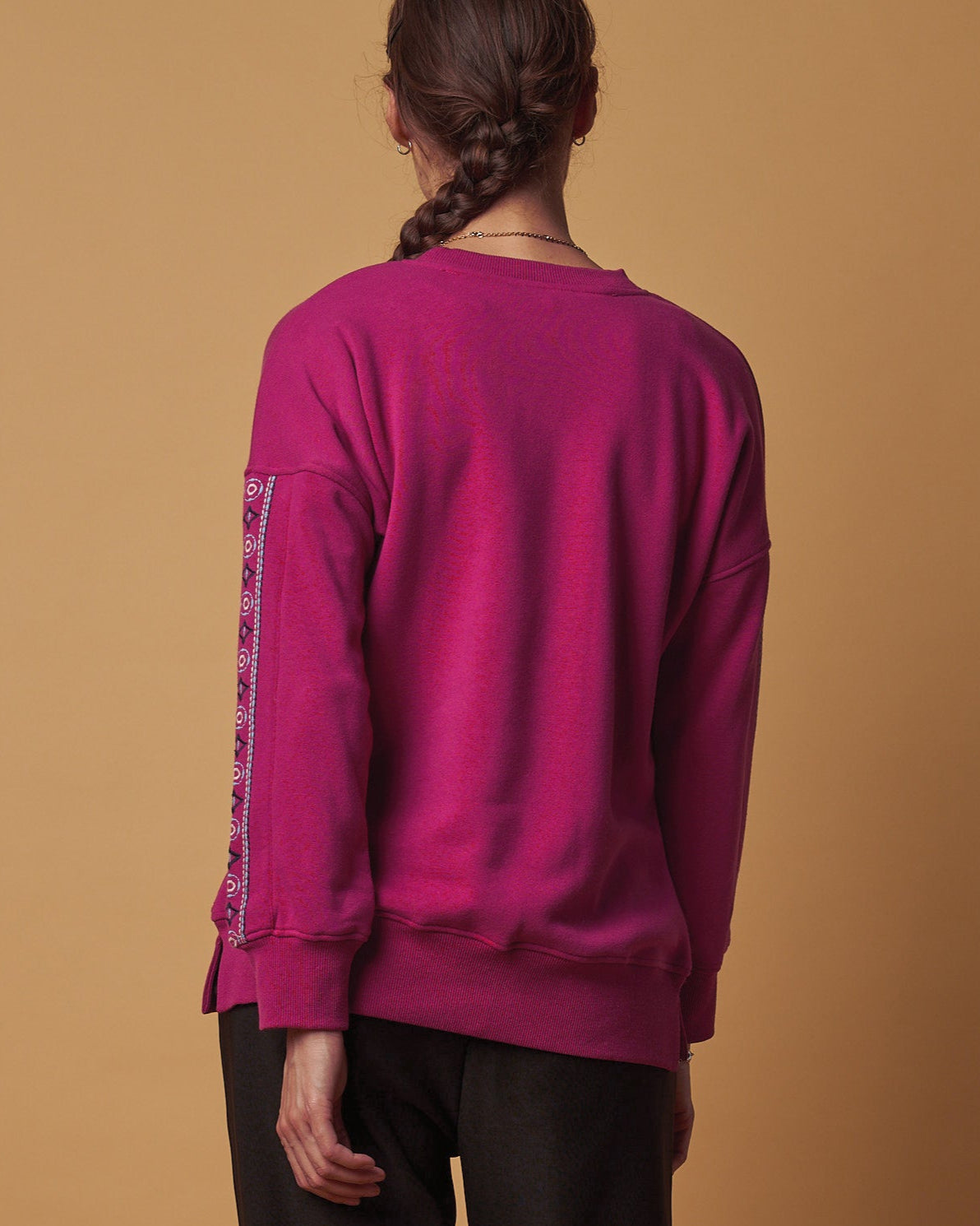 CREWNECK SWEATSHIRT