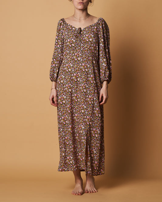 LONG SLEEVE MAXI DRESS