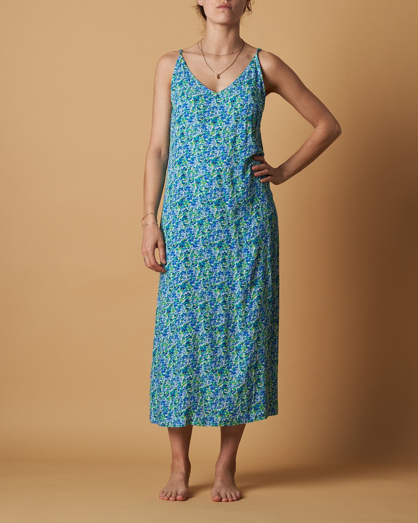 SHOESTRING DRESS