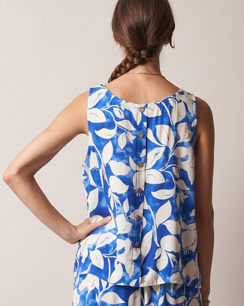 BUTTON BACK TANK TOP