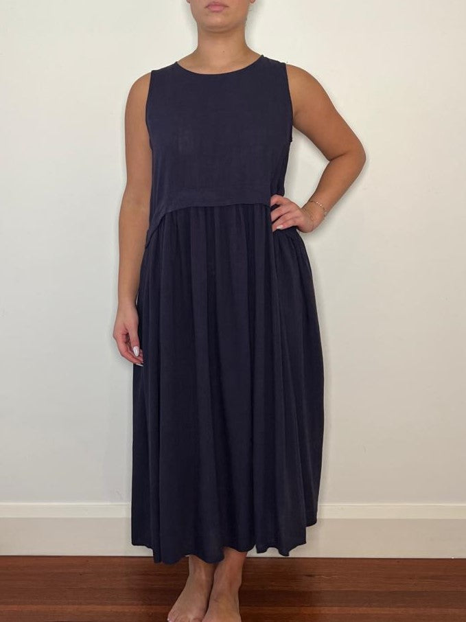 MAXI DRESS W/ GATHER WAIST