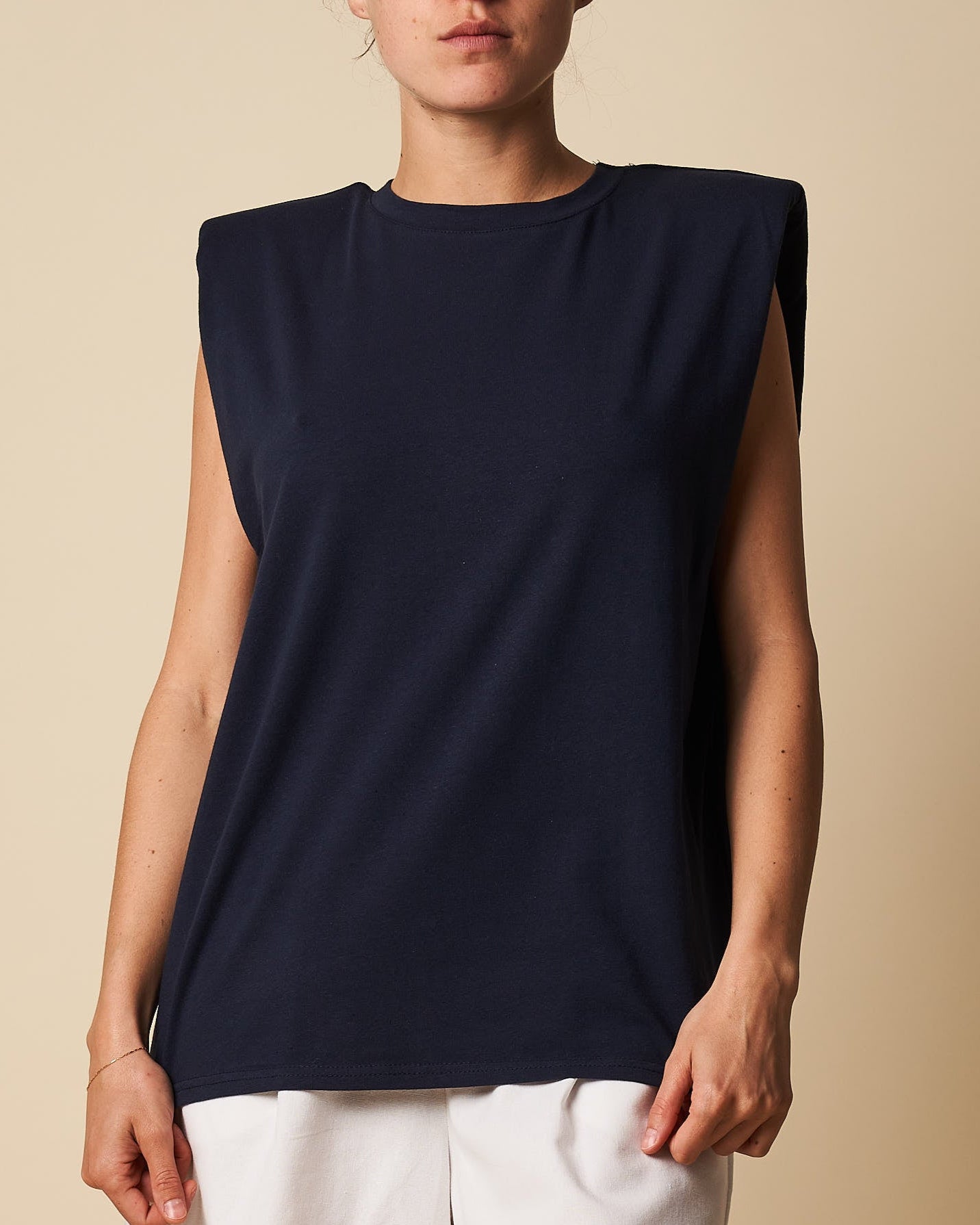 PADDED SHOULDER TANK TOP