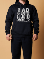 HOODIE W/ KANGA POCKETS AND CHEST PRINT