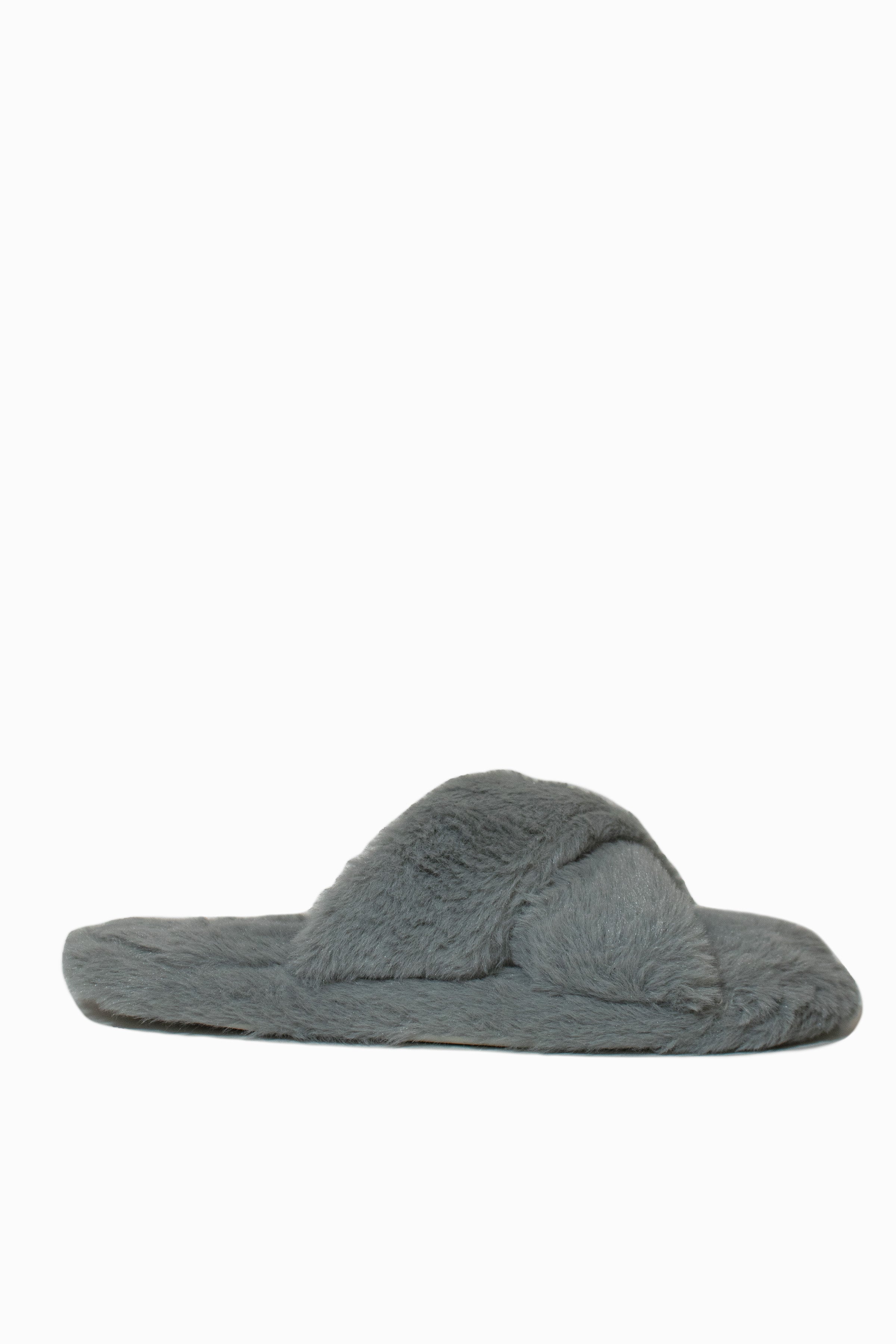 PAIGE CROSSOVER SLIPPER