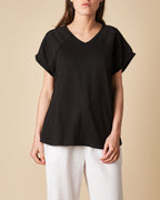 V-NECK TEE