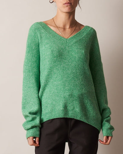V-NECK JUMPER