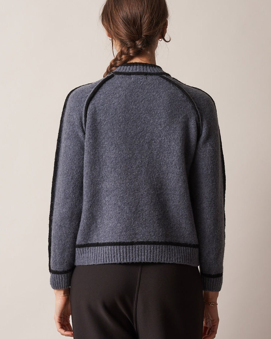 STRIPE TRIM JUMPER