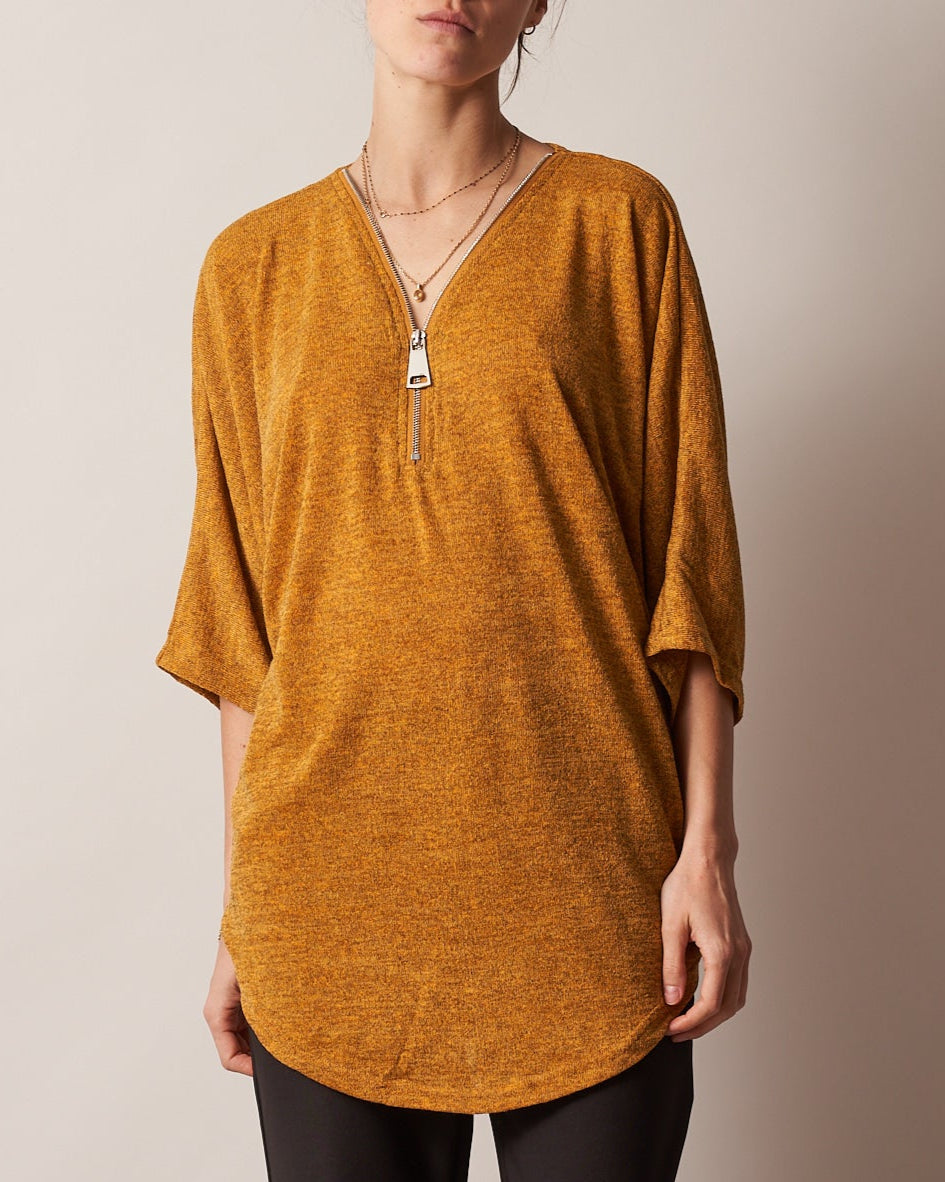 HALF-ZIP BATWING TOP