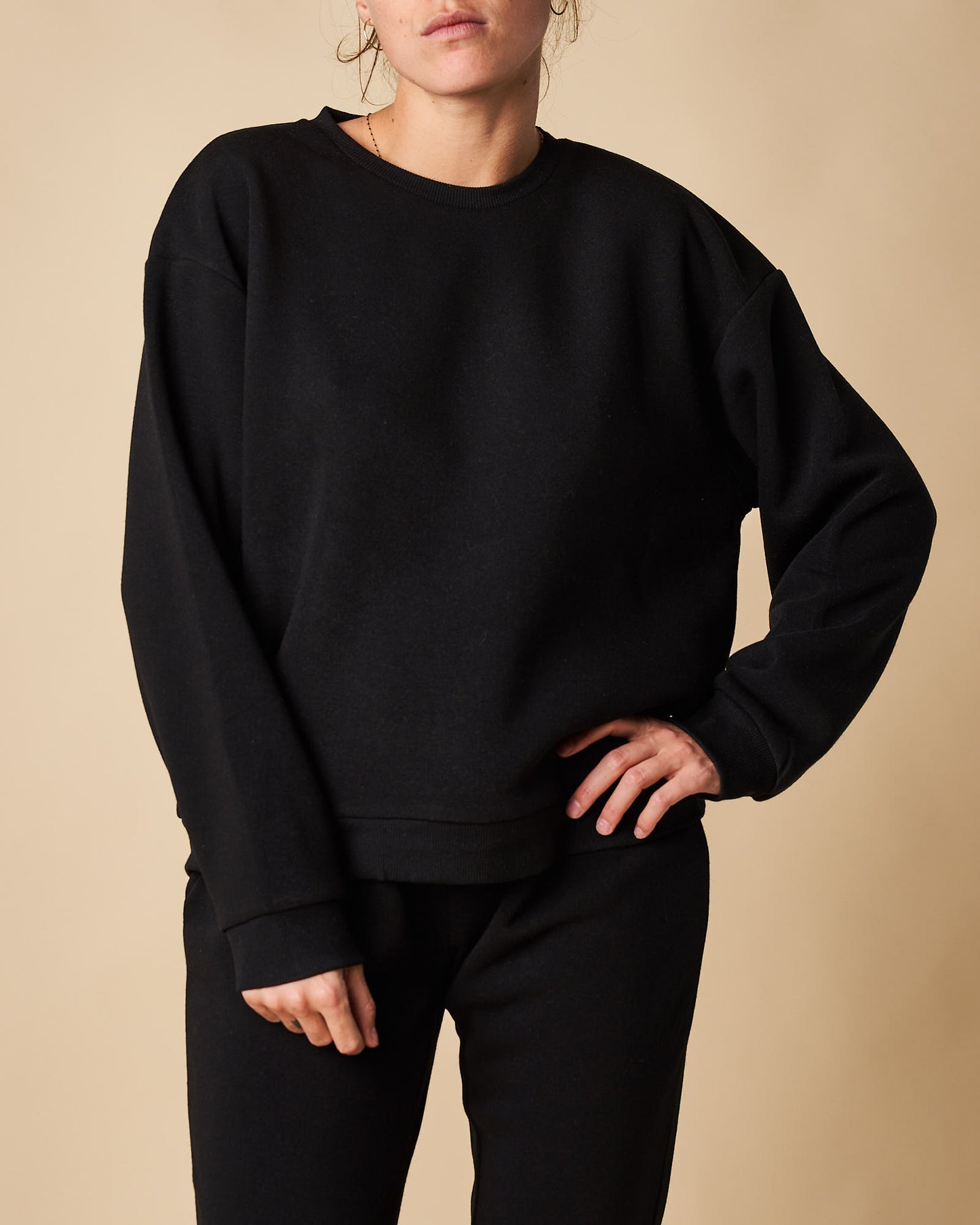 CREWNECK SWEATSHIRT