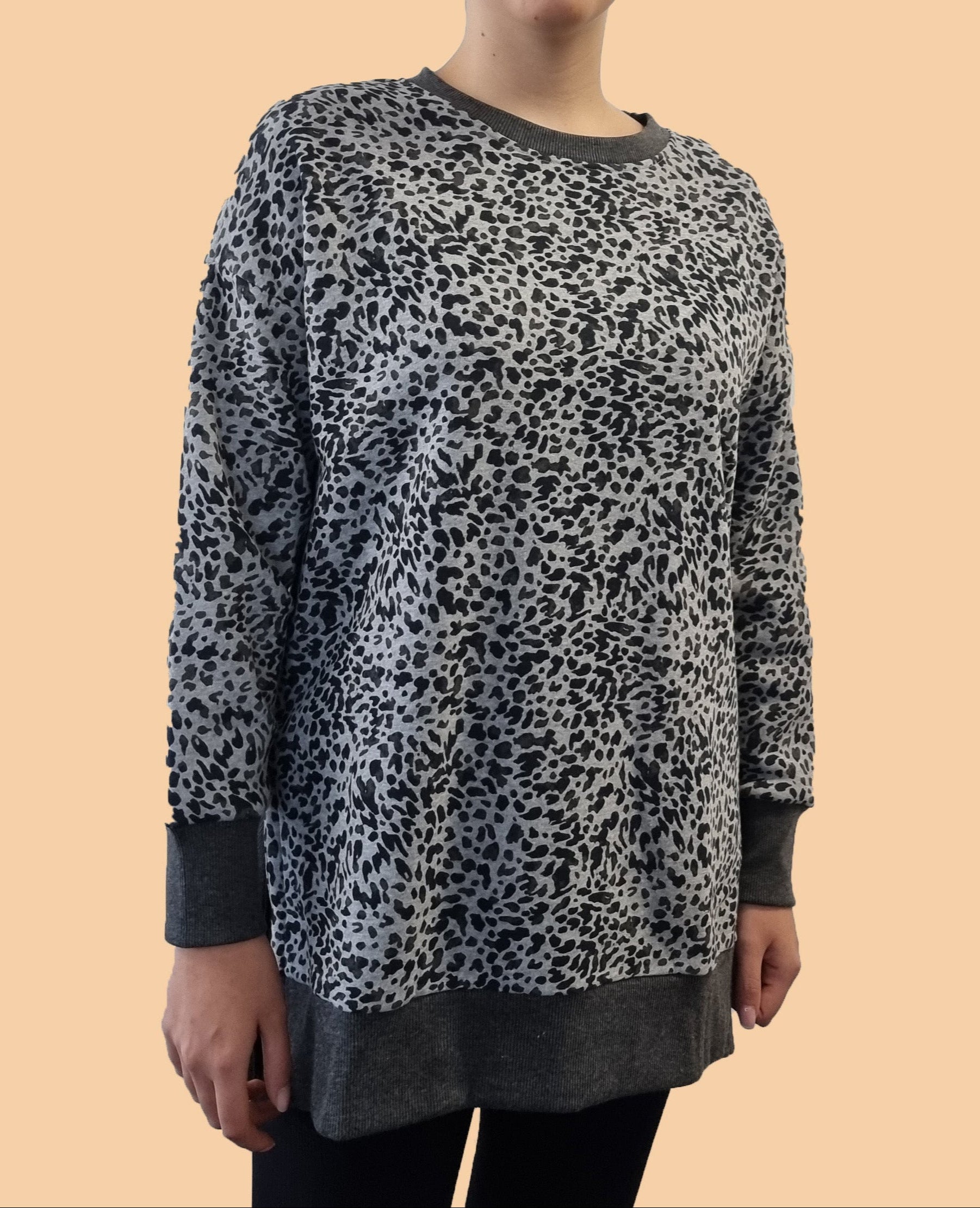 TUNIC SWEATSHIRT W/ SIDE SPLIT
