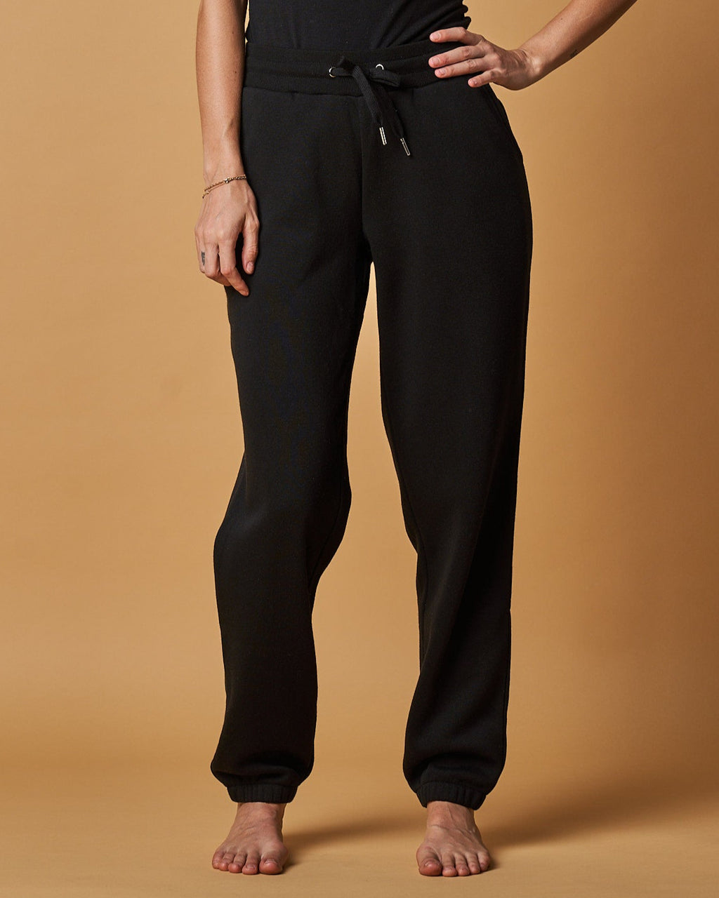 TRACK PANT