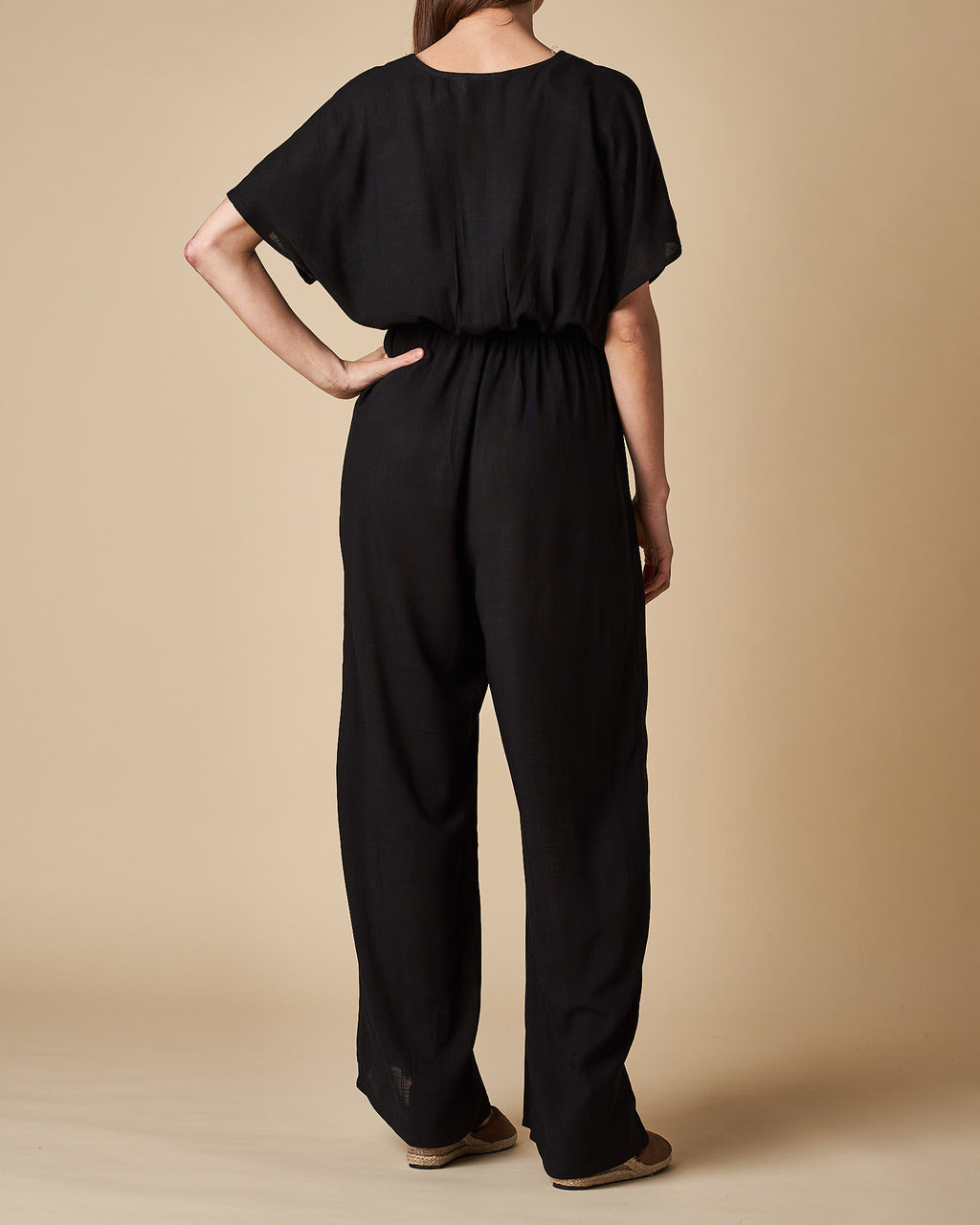 CROSSOVER JUMPSUIT