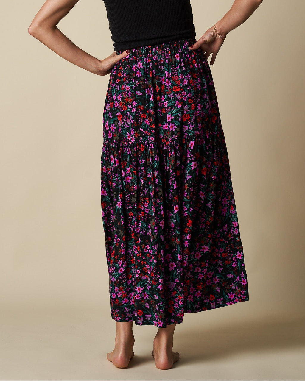 TIERED LONG SKIRT