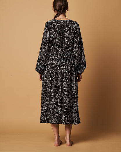 V-NECK MAXI DRESS