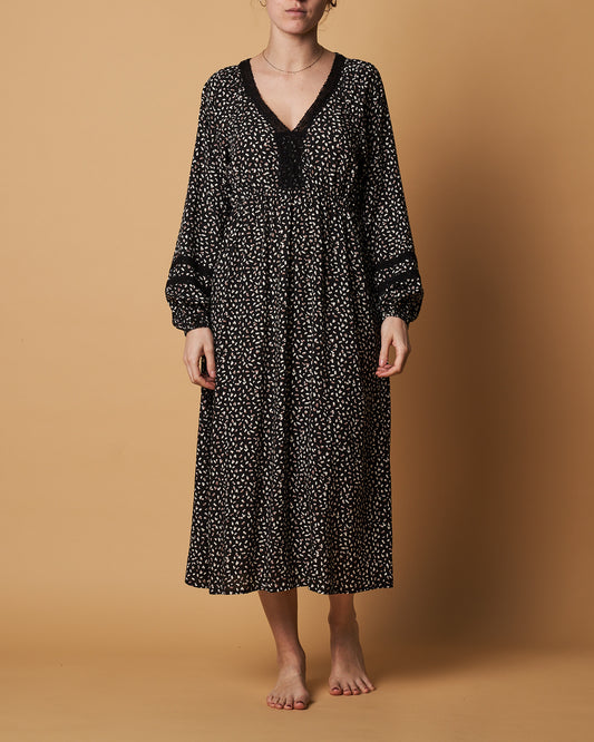 V-NECK MAXI DRESS
