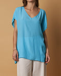 V-NECK TOP