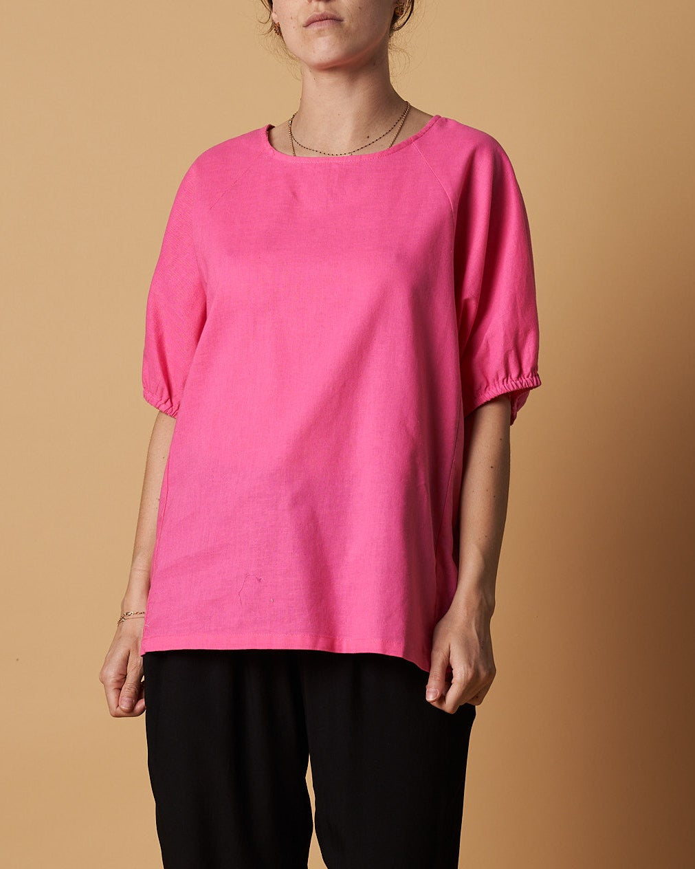 SHORT SLEEVE TEE