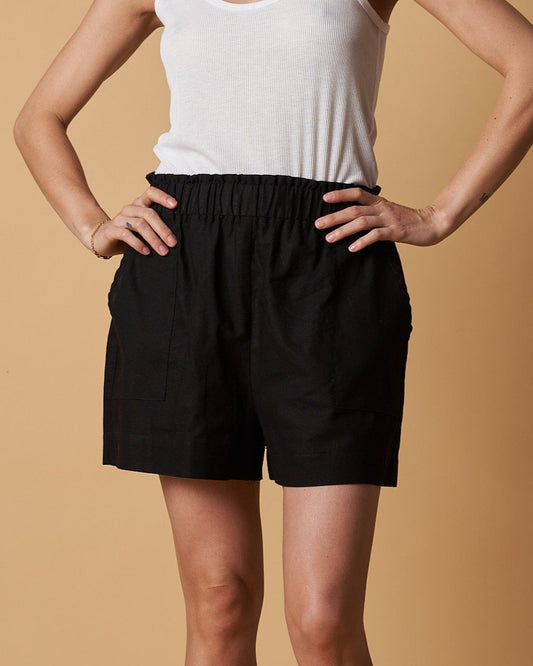 ELASTIC WAIST SHORTS