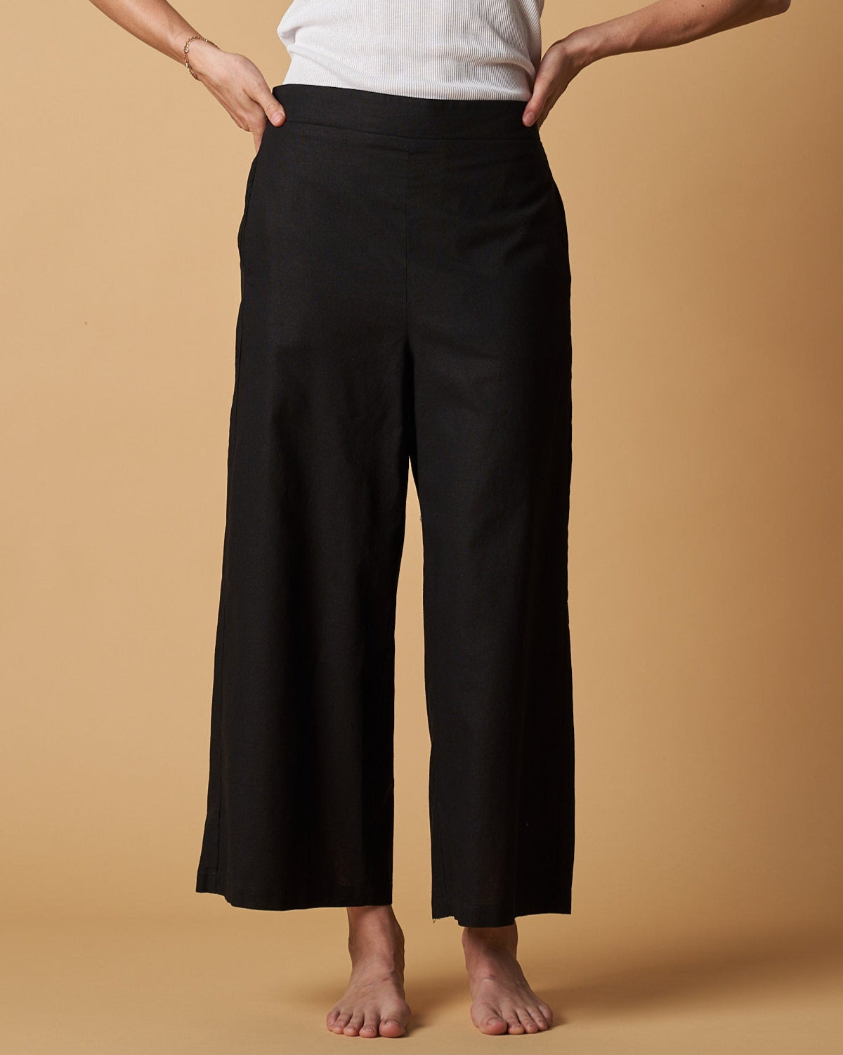 CROPPED PANTS