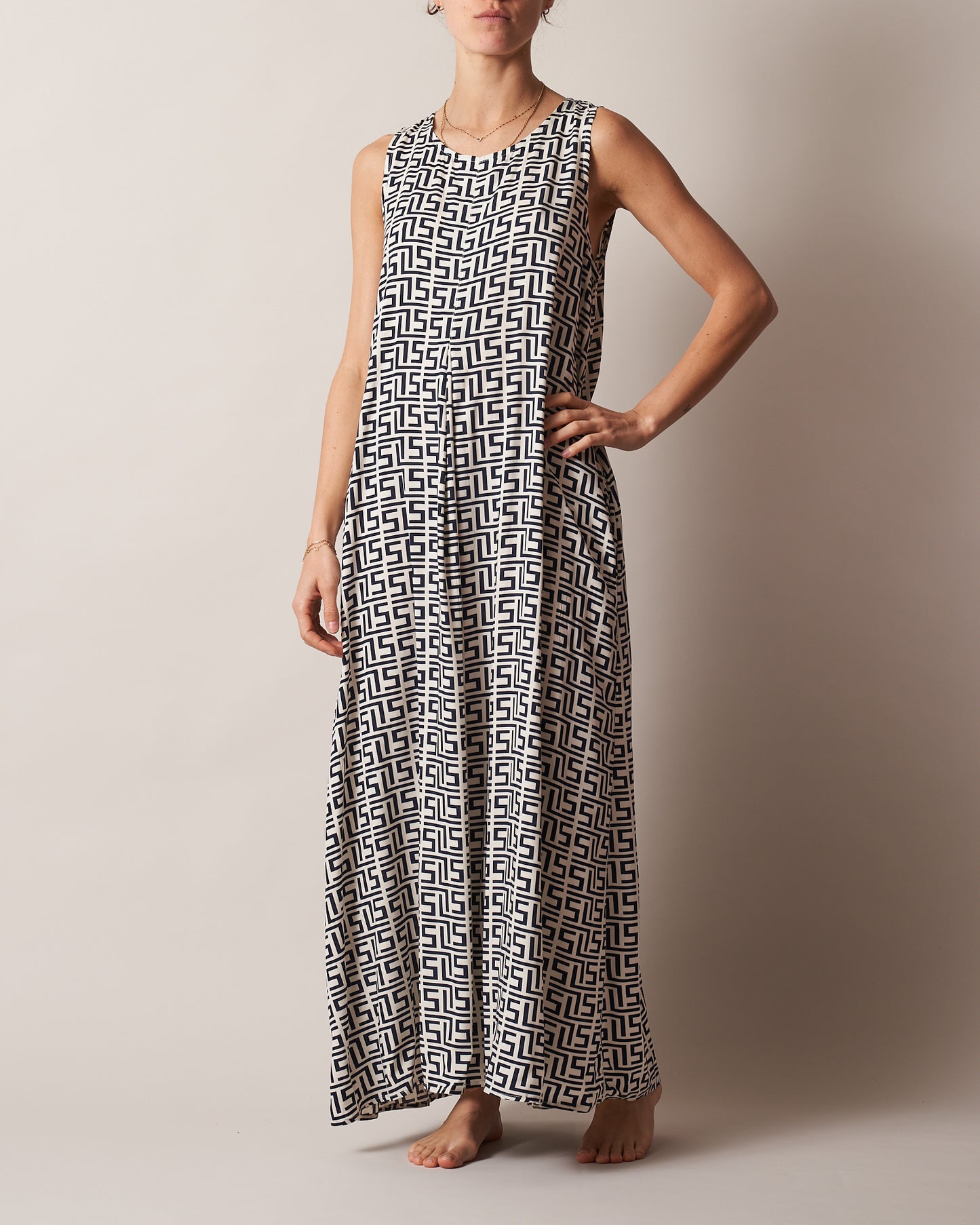 SLEEVELESS MAXI W/  PLEAT