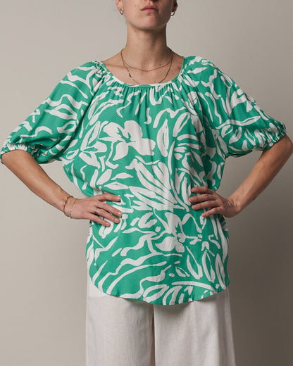 RAGLAN SLEEVE TOP
