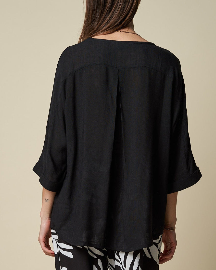 BACK PLEAT TOP