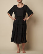 MAXI W/ RAW EDGE AND TIER