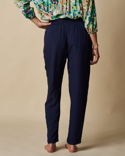 ELASTIC WAIST PANT