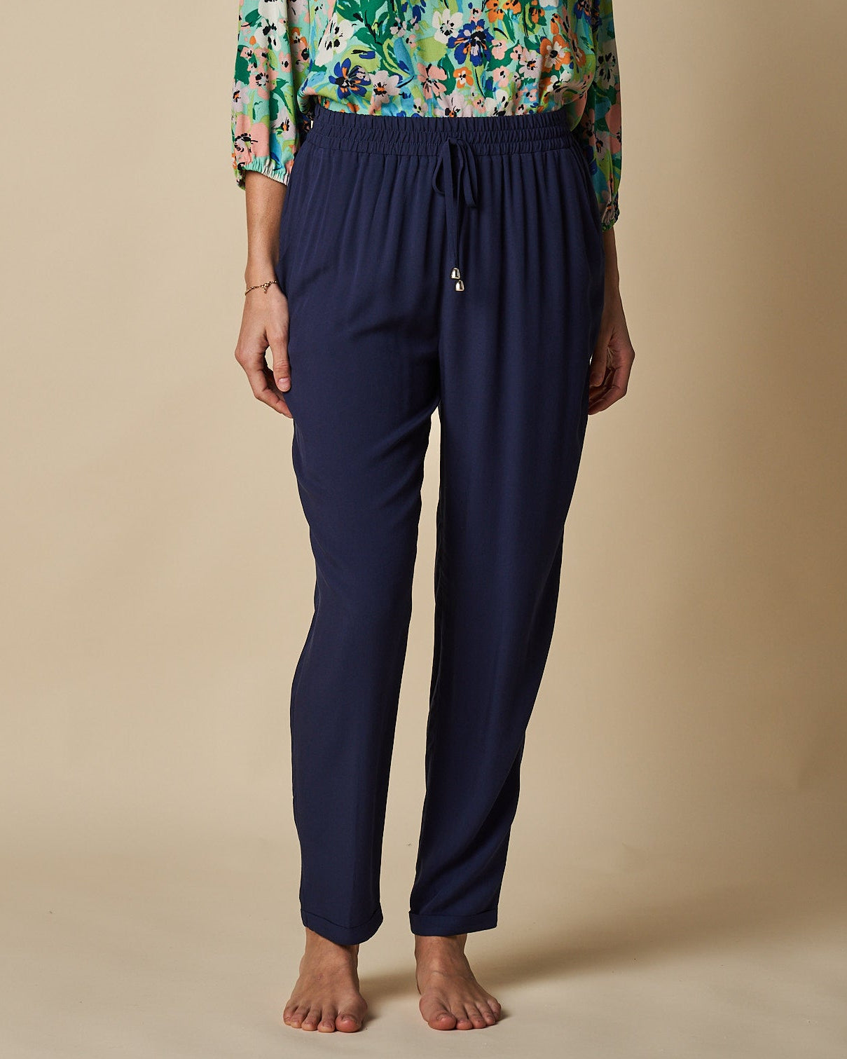 ELASTIC WAIST PANT