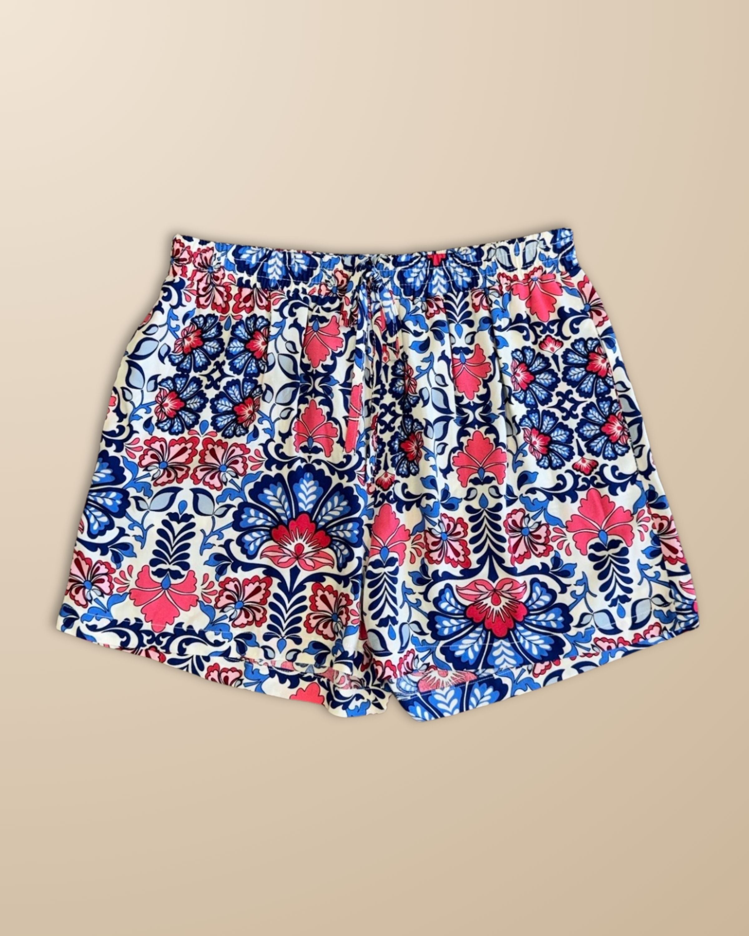 ELASTIC WAIST SHORTS