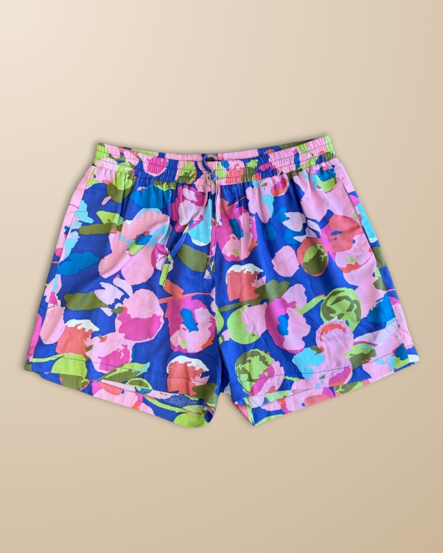 ELASTIC WAIST SHORTS