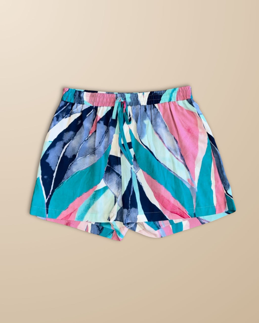 ELASTIC WAIST SHORTS