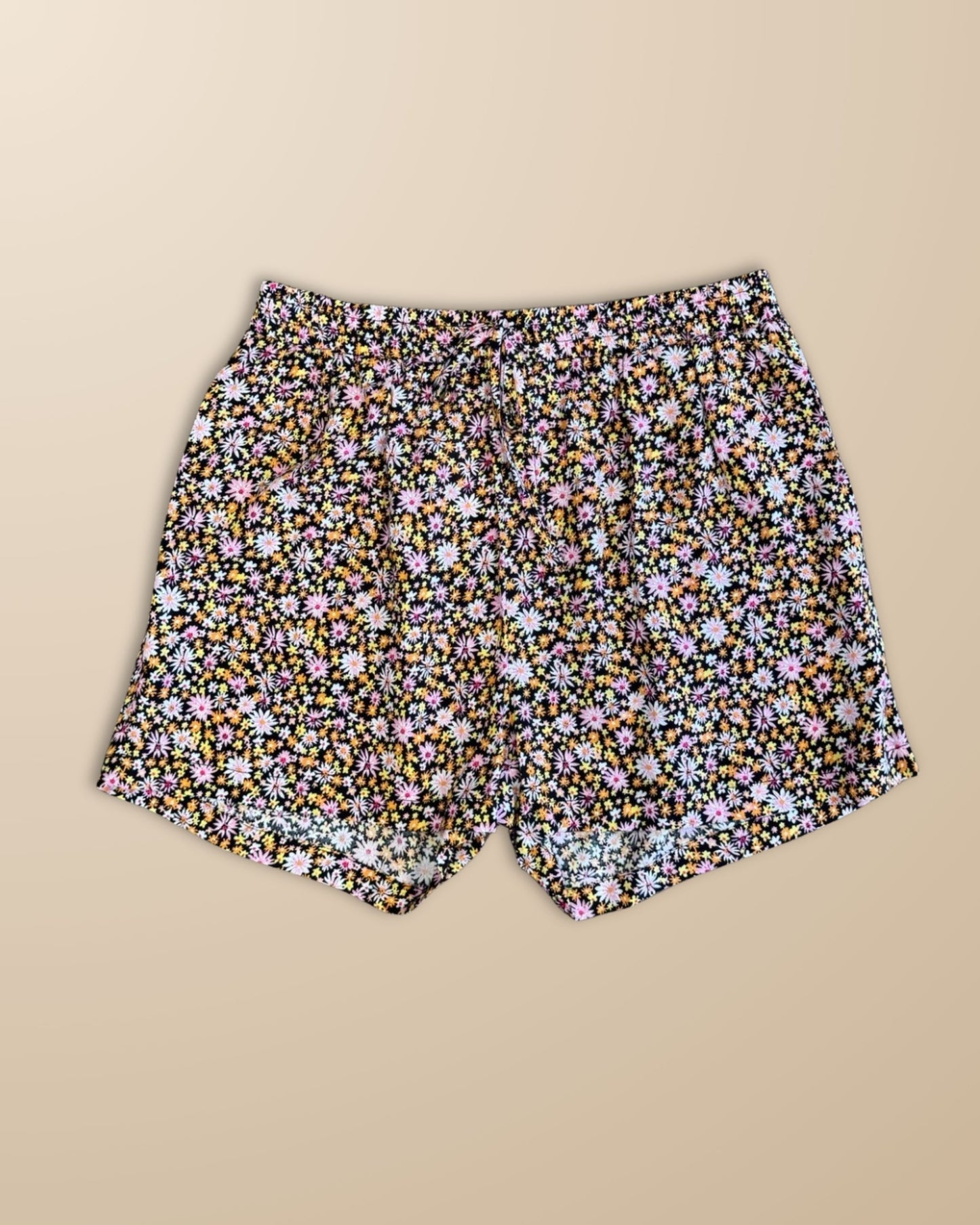 ELASTIC WAIST SHORTS