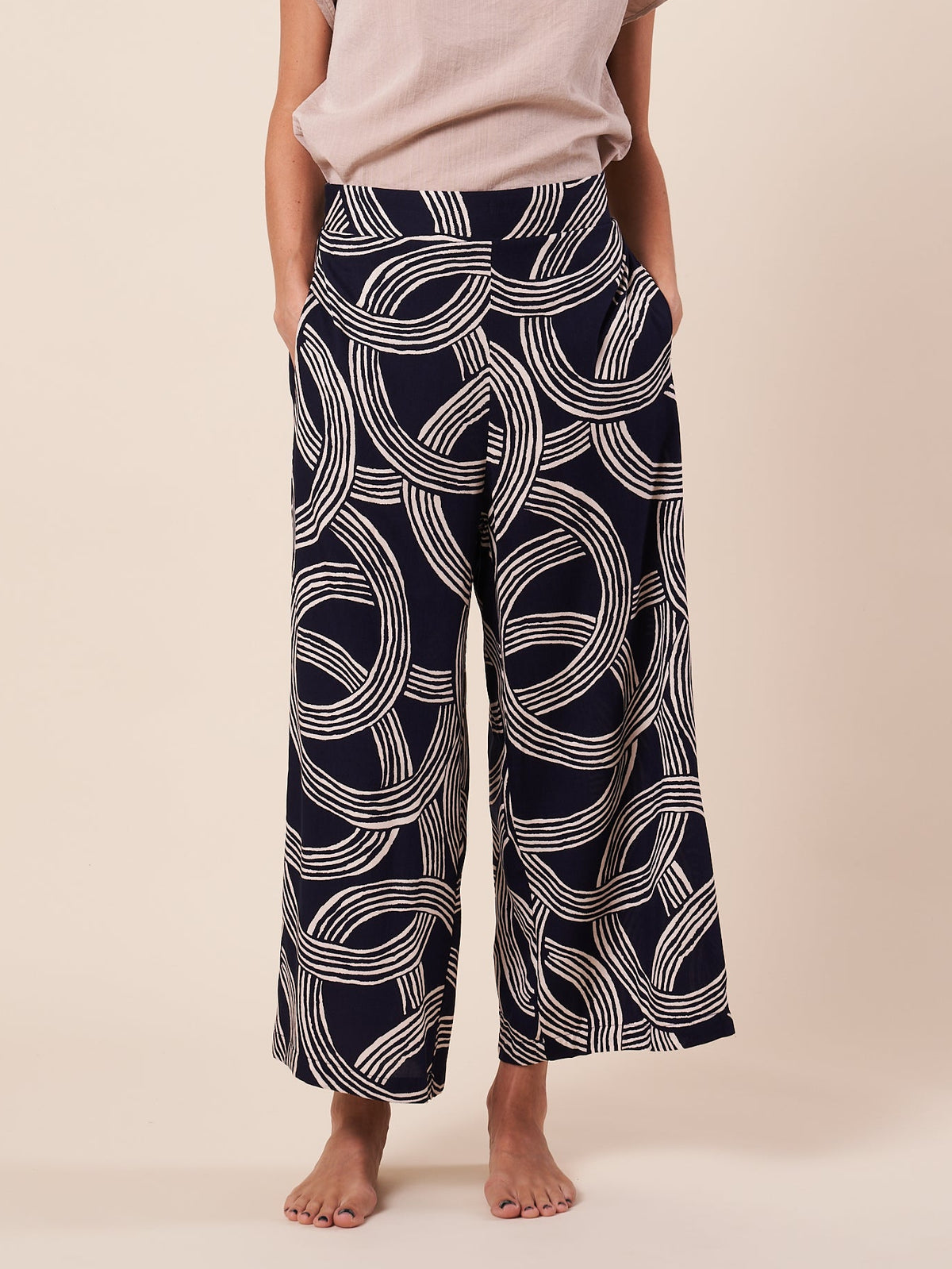 WIDE LEG PANT