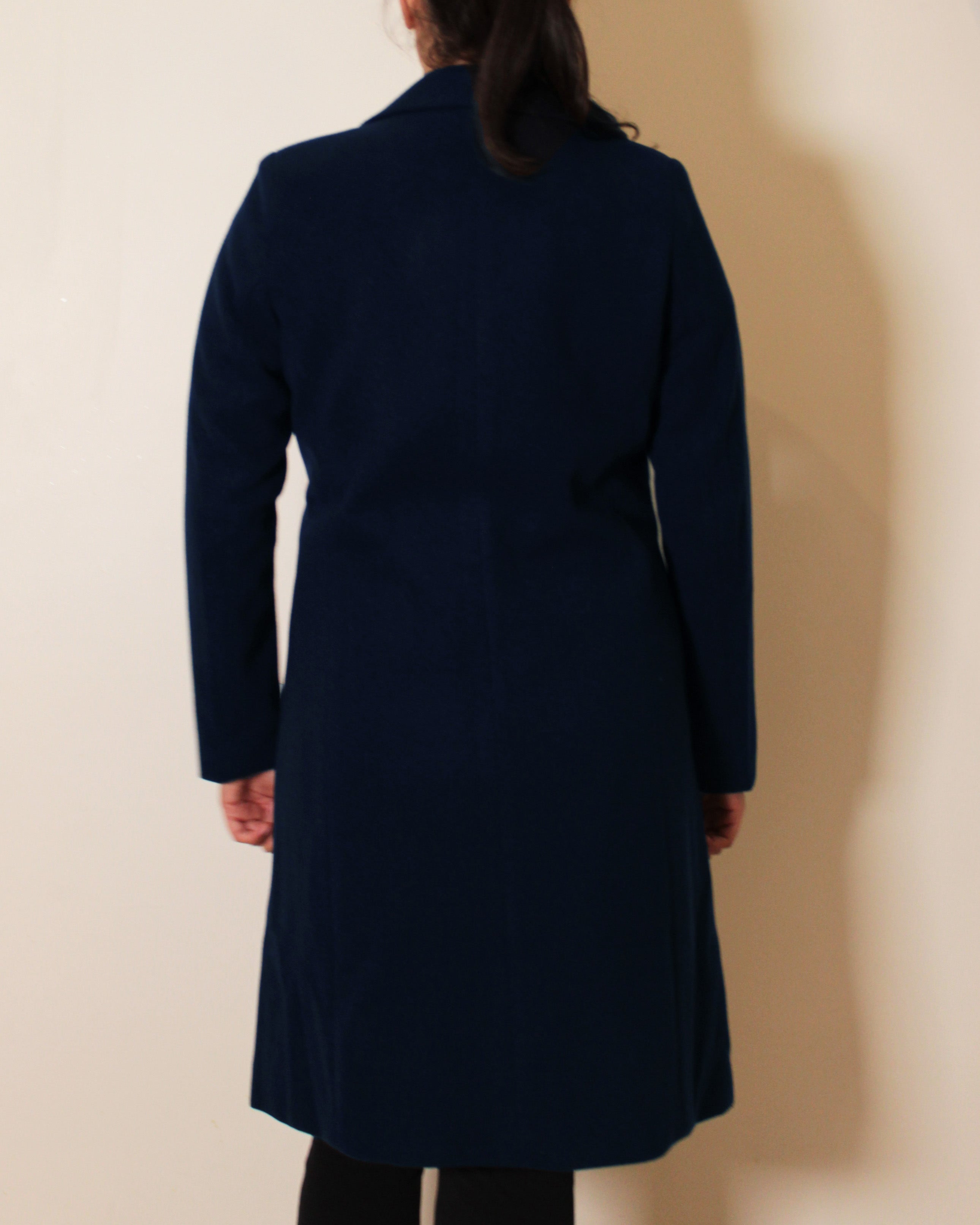 LONG COAT W/ SIDE POCKETS