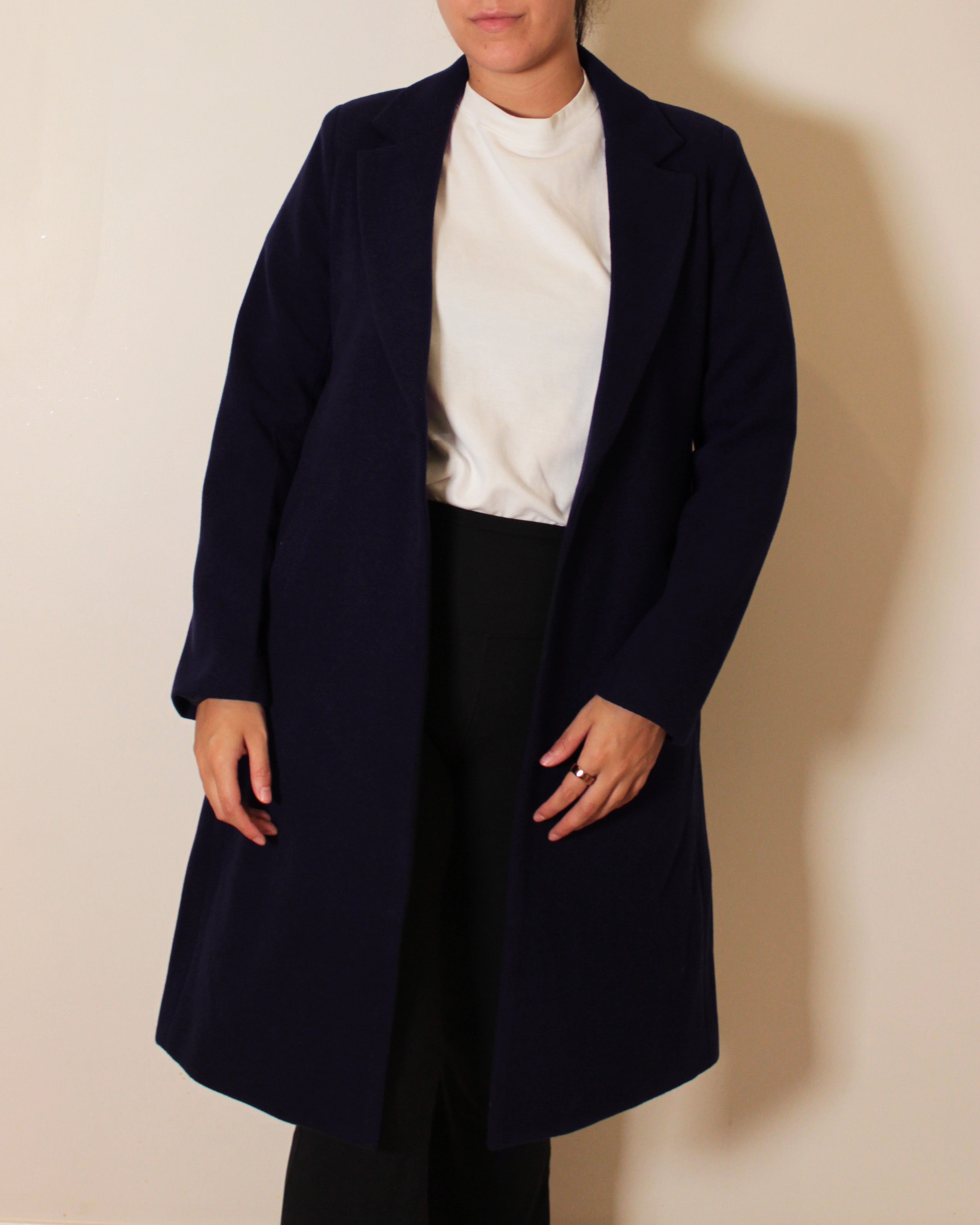 LONG COAT W/ SIDE POCKETS