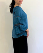 CREW NECK PEASANT TOP W/ LACE TRIM