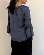 CREW NECK PEASANT TOP W/ LACE TRIM