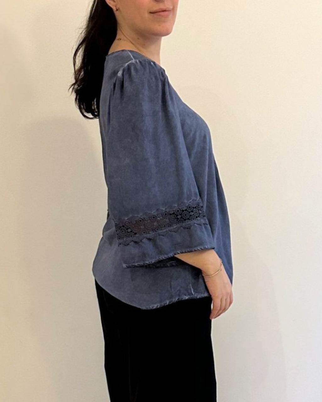 V- NECK PEASANT TOP W/ LACE TRIM
