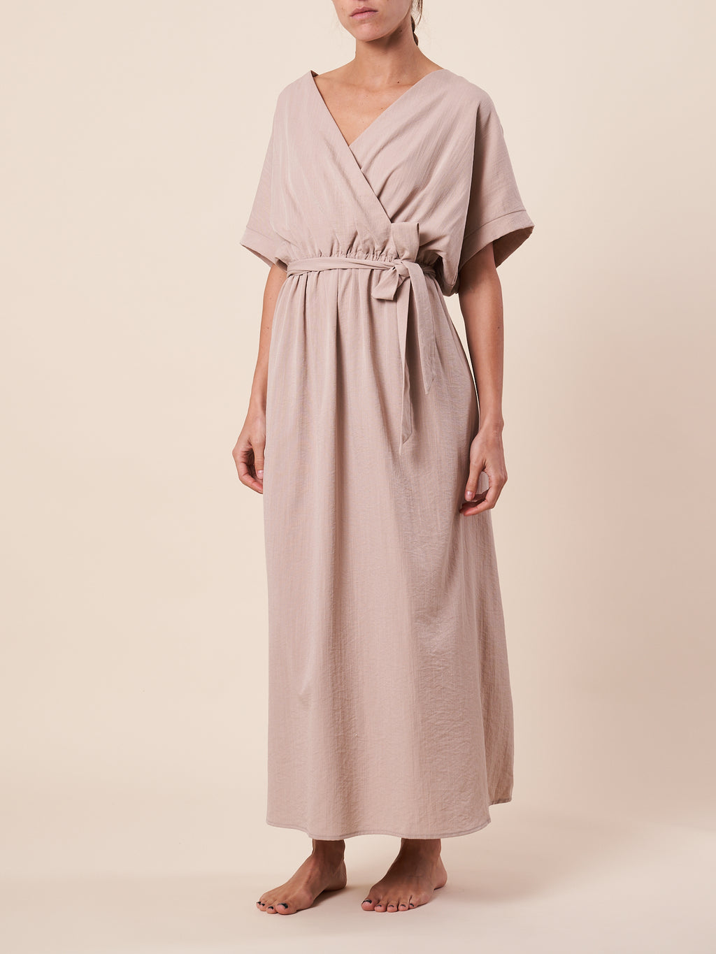CROSSOVER DRESS W/ BATWING SLEEVE