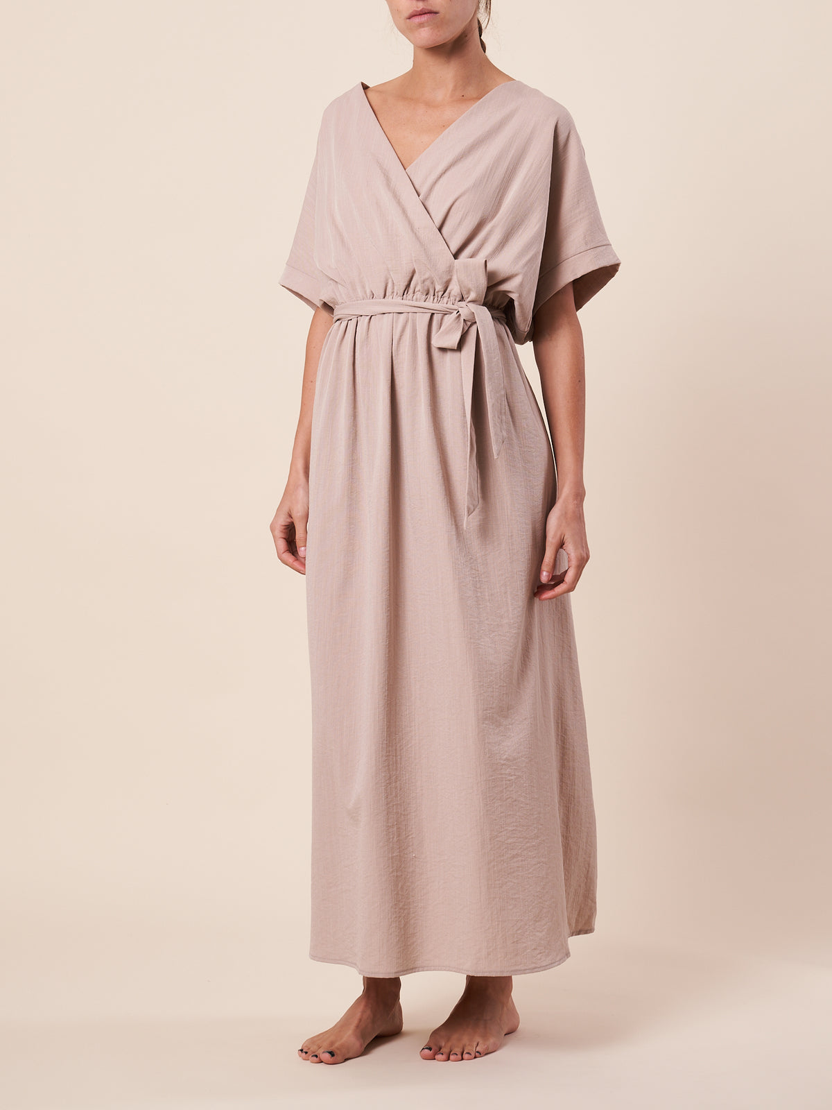 CROSSOVER DRESS W/ BATWING SLEEVE