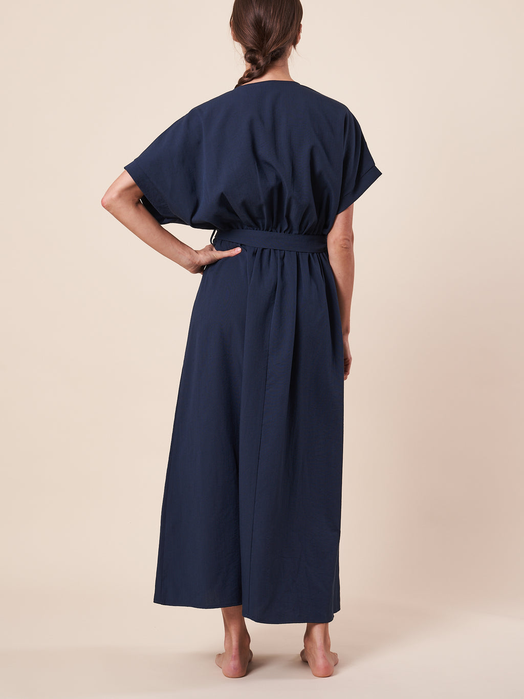 CROSSOVER DRESS W/ BATWING SLEEVE