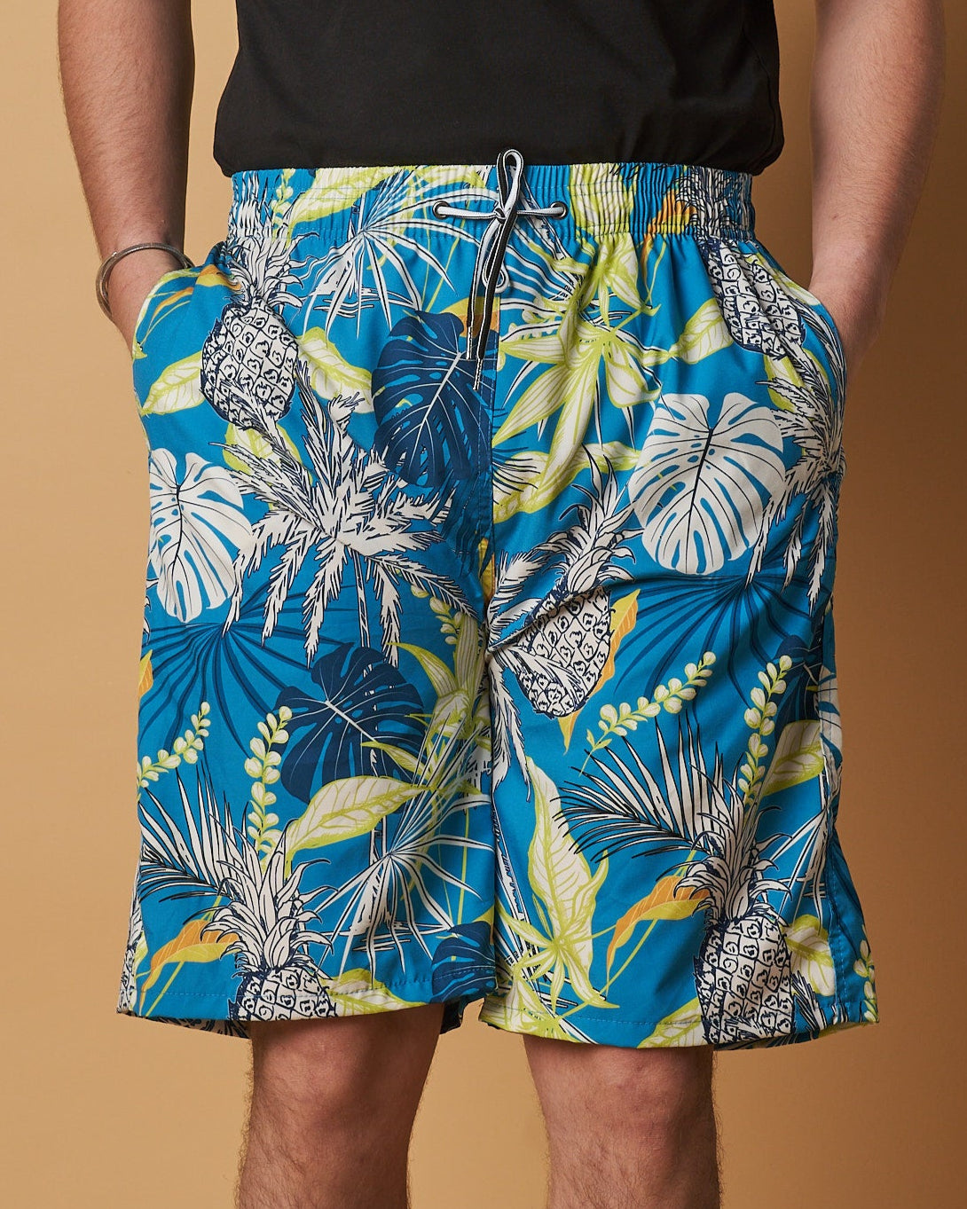 BOARD SHORTS