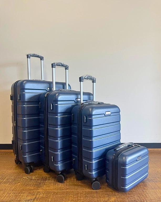 SUITCASE SET