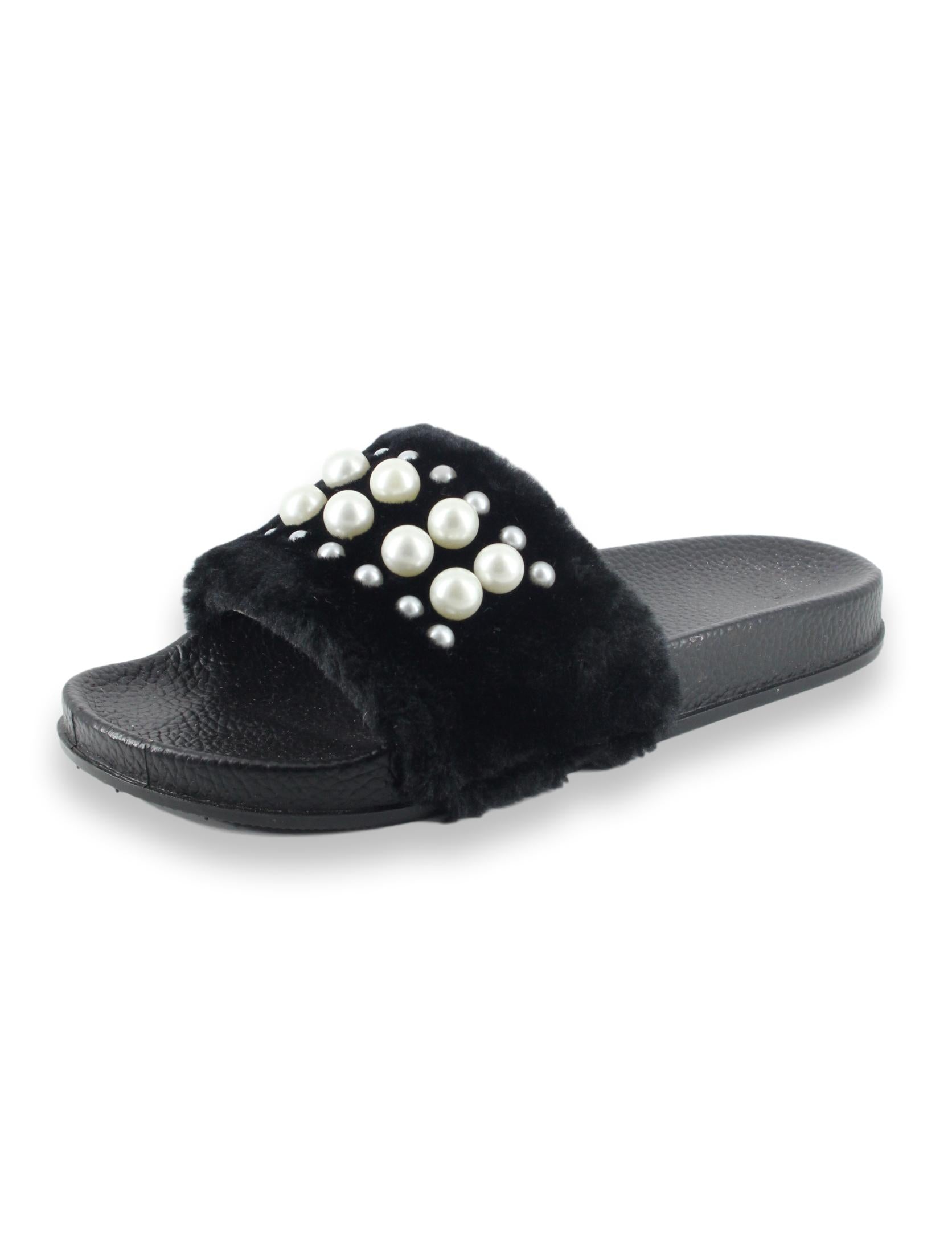 Fur Slide With Pearl Detail