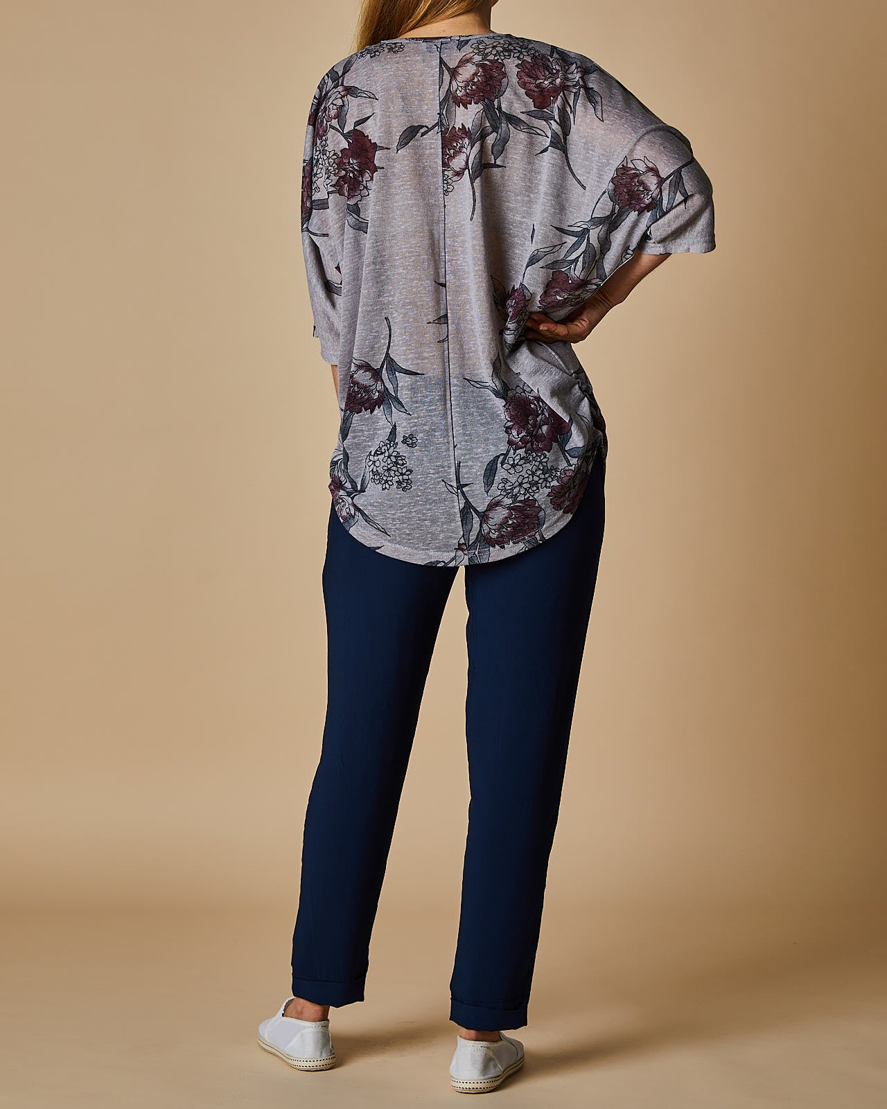 HALF-ZIP FRONT TOP