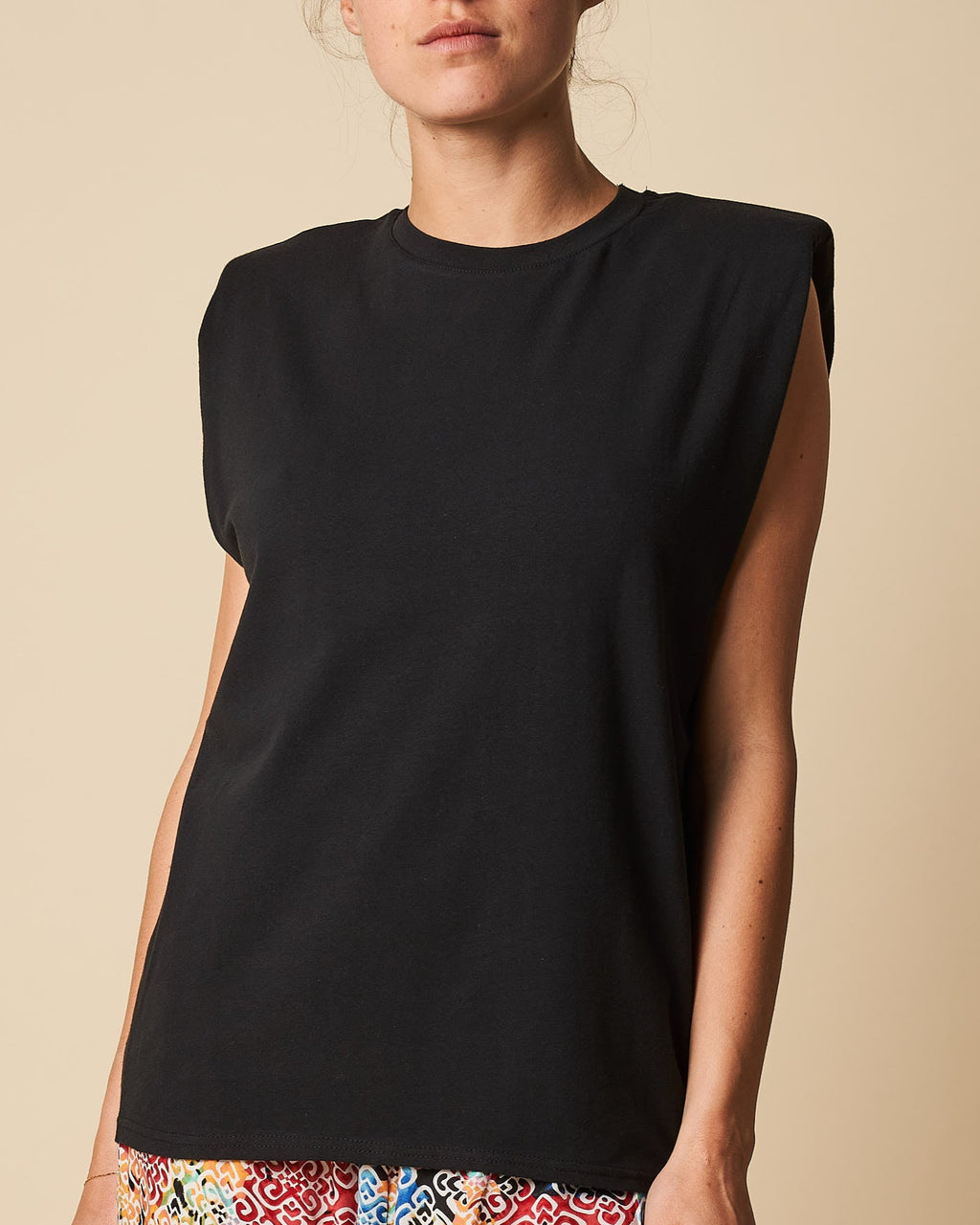 PADDED SHOULDER TANK TOP